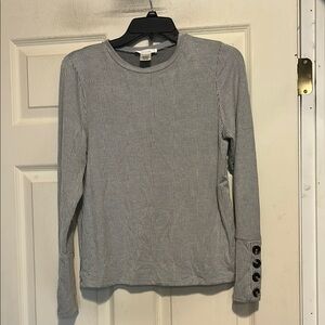 Urban Romantics Top Size Small NWOT Minimalist Normcore